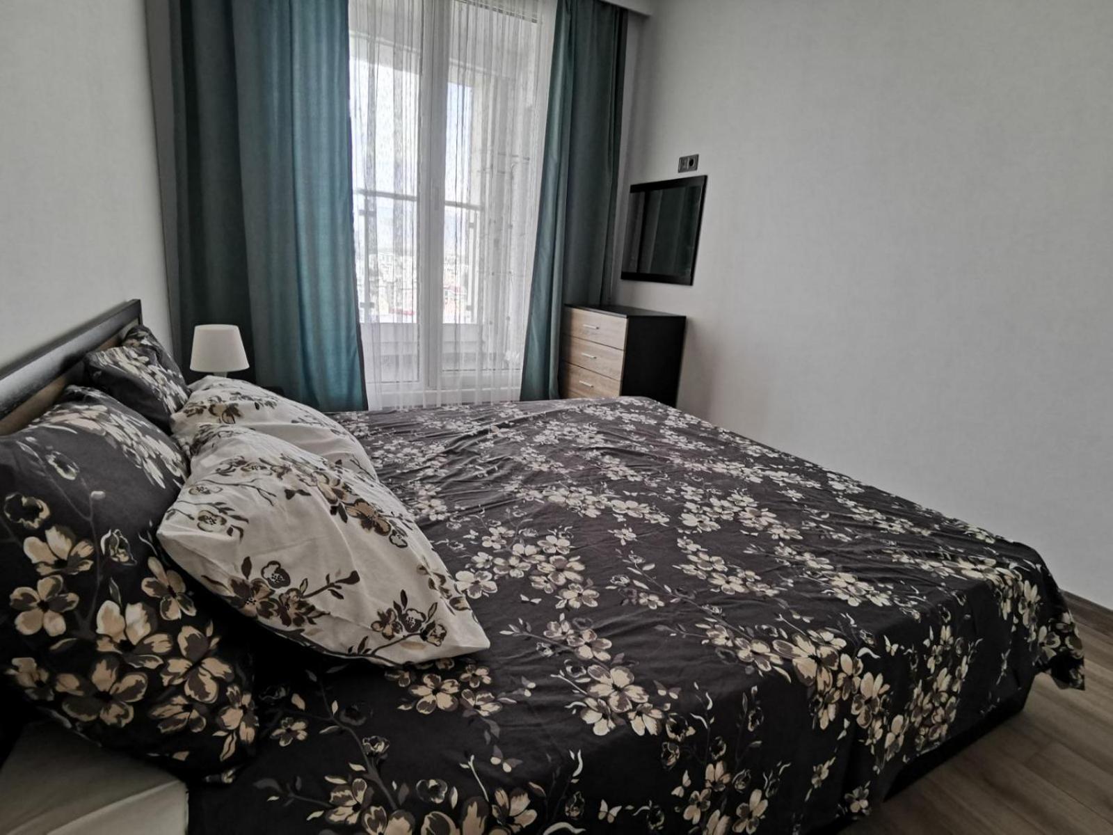 Oak Sky Apartment Spa & Fitness Скопье Экстерьер фото